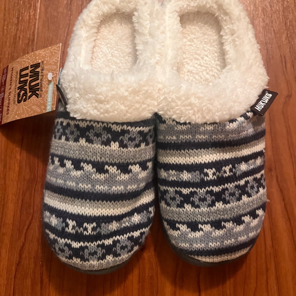 Muk Luks Cozy Knit Slippers - Blue and White
